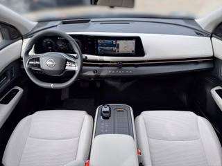 Nissan Ariya Evolve Pack 87kWh 516km HUD Alcantara - bilder 5