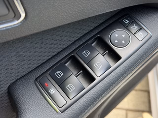Mercedes-Benz E 200 CGI BlueEfficiency Automatik Navi - bilder 13