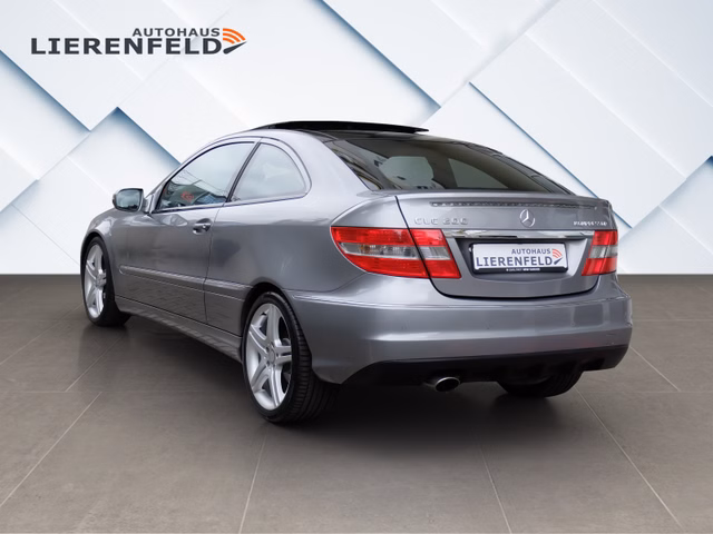 Mercedes-Benz CLC 200 Automatik Vollausstattung - bilder 4