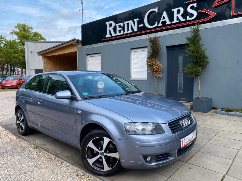 Audi A3 1.6 Attraction/II.HD/KLIMAAUT/PDC/SCHIEBEDACH