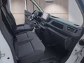 Daumennagel 15 - Renault Trafic L2H1 2,0 130PS LED/AHK/Kamera/Sitzhz.   **