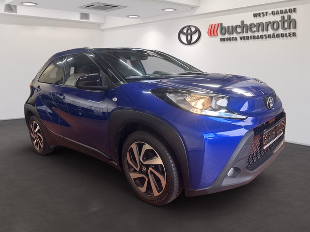 Toyota Aygo X Pulse +Allwetterräder - bilder 3