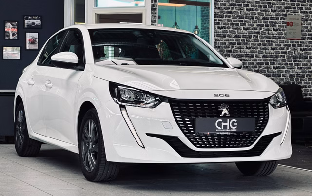 Peugeot 208 Like CARPLAY|PDC|NAVITEMPOMAT| Gebrauchtwagen Kaufen | EZ 08/2021 | Preis 12.490 €