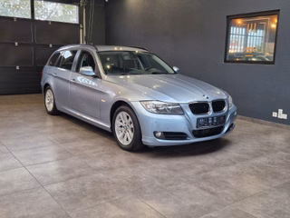 BMW 318d Touring Turbodiesel*AHK*Navi*Klimaauto* - photo 1