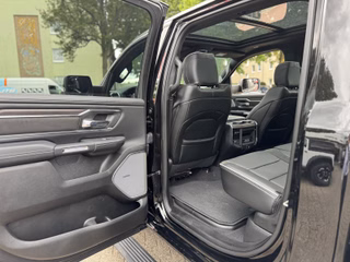 Dodge RAM Laramie Night Premium UMBAU + LPG - foto 23