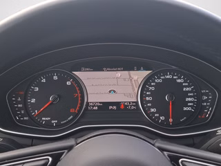 Audi A4 Avant 35 TFSI S-TRONIC / AHK / PANORAMA / LED / NAVI - foto 7