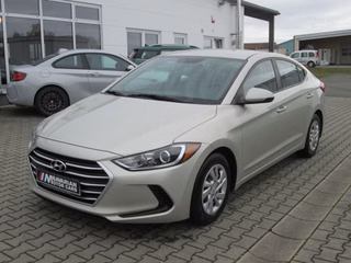 Hyundai Elantra Used vehicle for sale
