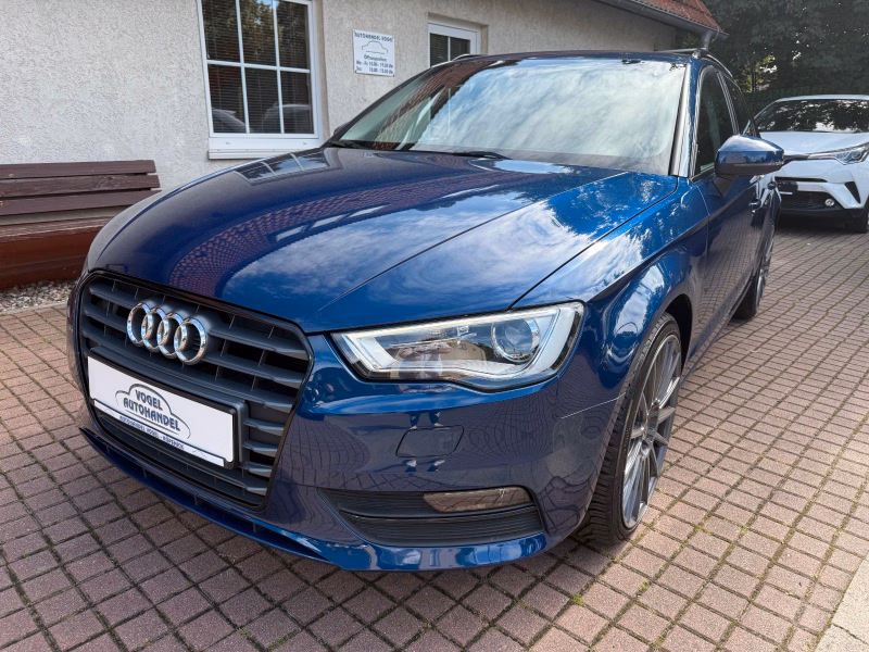Audi A3 Sportback ambiente*XENON*NAVI*SITZHZG*