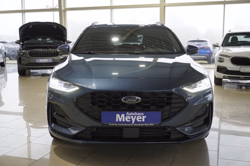 Ford Focus ST-Line X 1.0 155PS Aut.UPE=41700   **