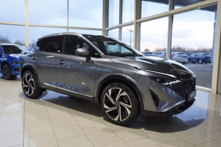 Nissan Qashqai Tekna+ 1,3 DIG-T Xtronic 4x4 UPE=50000Euro    **
