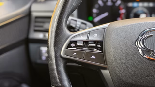 SsangYong Grand  AUTOMATIK CAM SHZ SITZB 4x4 AHK 1HAND - bilder 16