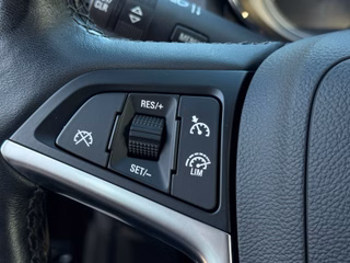 Opel Astra J Active 1.4T*Navi*Klima*Shzg*PDC*Alu* - bilder 9