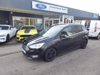 Ford Grand C-MAX Titanium