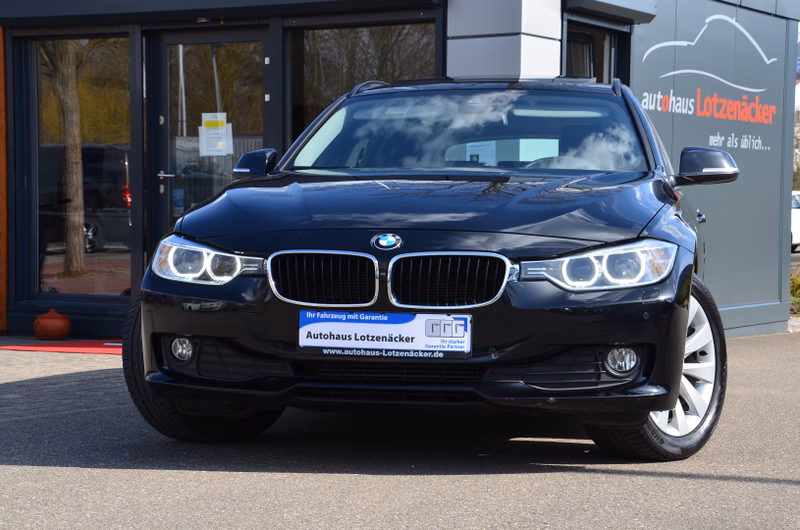 BMW 320d Pano | AHK | Navi | 8-fach | HeadUp