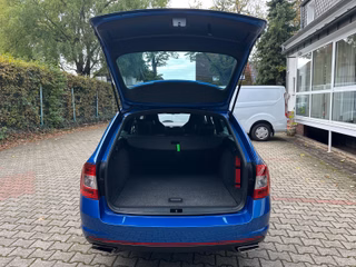 Skoda Octavia Combi RS/1.Hand/Automatik/ - foto 10