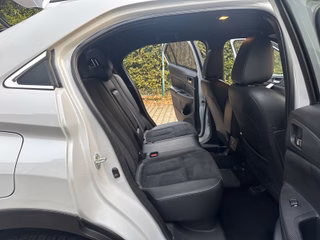 Mitsubishi Eclipse Cross/Plus Select Black Hybrid 4WD - foto 17