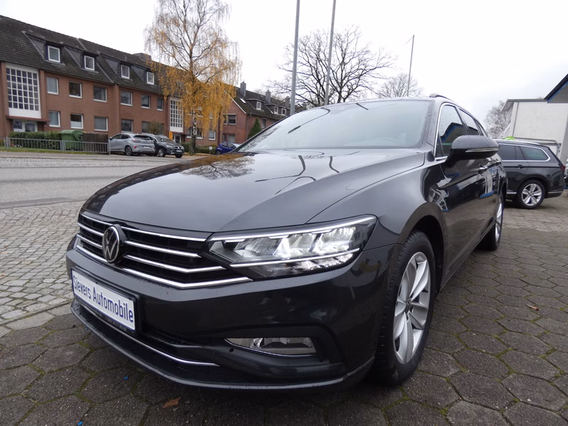 Volkswagen Passat Variant Business 2,0 TDI DSG AHK ACC LED