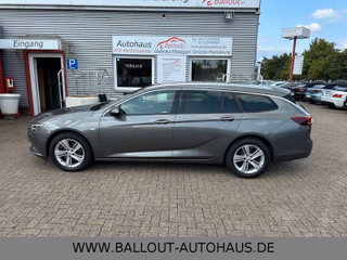 Opel Insignia - photo 1