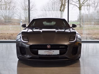Jaguar F-TYPE Coupe R-Dynamic 1hd. PANORAMA Gebrauchtwagen Kaufen | EZ 03/2019 | Preis 56.000 €