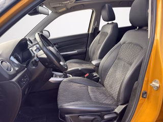 Suzuki Vitara 1.4 Mild-Hybrid Comfort+ 4x2 NAVI / PANORAMA / SITZHEIZUNG - foto 4