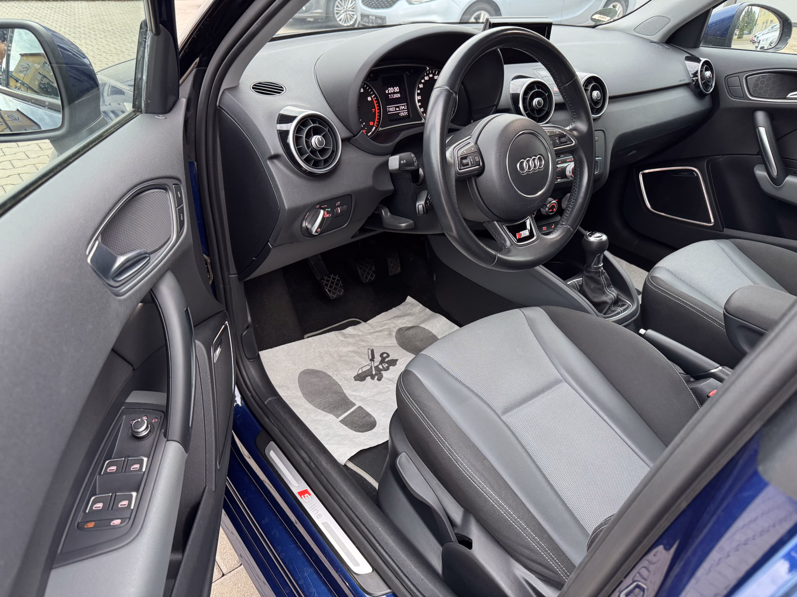 Audi A1 1.4 TFSI Sportback S Line Sportpaket KLIMAAUTOMAT/SHZ/BOSE