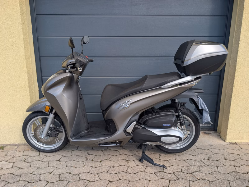 Honda SH 350i Aus 1er Hand TÜV neu