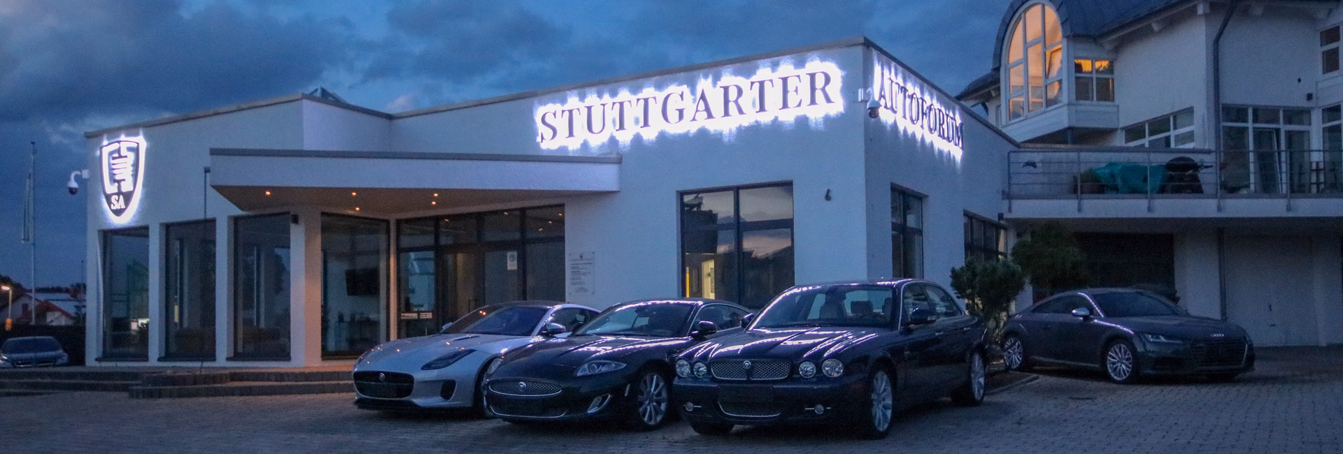STUTTGARTER AUTOFORUM | Händler für exklusive Fahrzeuge
