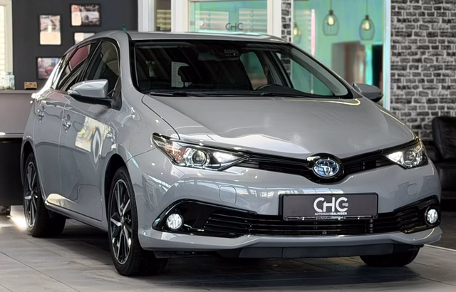 Toyota Auris Hybrid Team D SHZ|ACC|KAMERA|SPUR| Gebrauchtwagen Kaufen | EZ 09/2018 | Preis 14.990 €