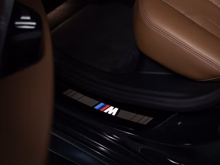 BMW M8 Competition  CARBON KERAMIK NIGHT B&W LASER - bilder 17
