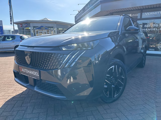 Peugeot 5008 Hybrid 145 GT 7 Sitze ACC/ FULL LED/ Kamera/KeylessGo age.one-day registration Kaufen | EZ 05/2025 | Preis 38.900 €