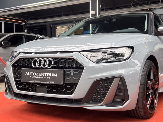 Audi A1 Sportback S-line PRE SENSE / TEMP / SPURWECHSEL / CAM 25 TFSI S line - foto 8