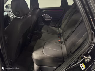 Audi Q3 35 TDI S line *AHK*Aut.*LED*CarPlay* - foto 8
