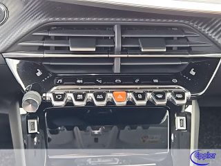 Peugeot 2008 Allure Pack   130 EAT8 Navi Kamera ACC - foto 5