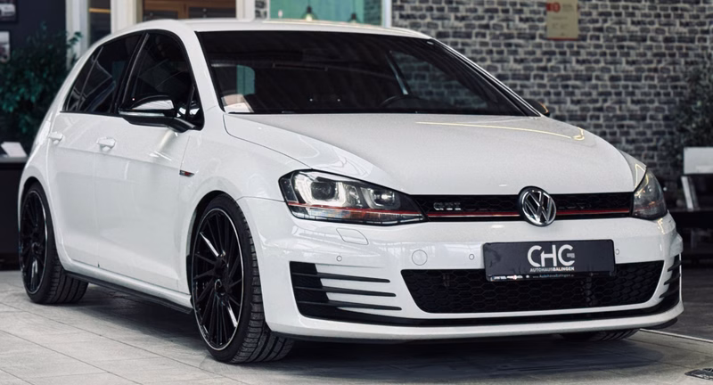 Volkswagen Golf VII GTI BMT|NAVI|SHZ|Bi-XENON|PDC|TEMPOMAT|