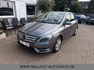 Mercedes-Benz B 180 CDI*KLIMA*NAVI*TEMPO*BI-XENON*SHZ*AHK*PDC* - bilder 2