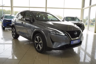 Nissan Qashqai 1,3 DIG-T Xtronic PANO/NAVI/LED/KAMERA   **