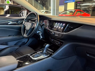 Opel Insignia B Sports Tourer NAVI/SHZ/LHZ/KAM/CARPLAY/PDC Innovation - foto 24