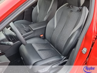 Peugeot 308 Allure Pack   130 EAT8 Kamera SHZ Navi ACC - foto 9