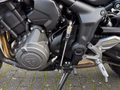 Daumennagel 12 - Triumph Trident 660 Shift Assist+Fly Screen 2. Hand