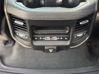 Dodge RAM 5.7 V8 Crew Cab Limited + Rambox + LPG - foto 33