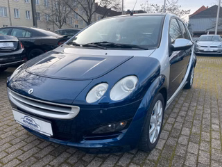 Smart ForFour*NAVI*AUTOMATIK*KLIMA*SITZHZG*SCHIEBEDACH