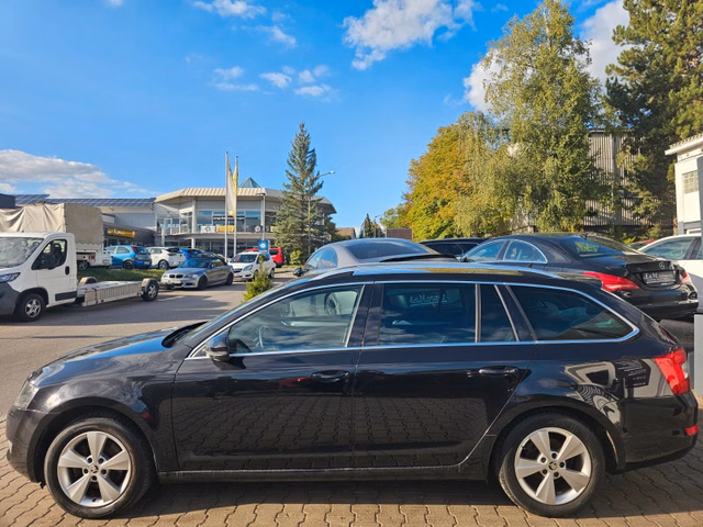 Skoda Octavia Combi Style Automatik*NAVI*XENON*PDC*SHZ - foto 8