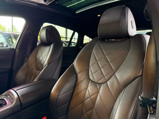 BMW xDrive 30 d M Sport PANO/MEMORY/LED/ICONICGLOW/KAMERA - foto 8