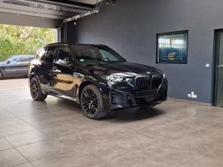 BMW X5 - photo 1