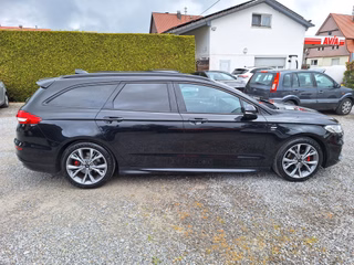 Ford Mondeo Turnier 2.0 ST-Line Aut. 190PS ACC LED Navi DAB RFK - foto 1