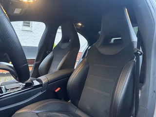 Mercedes-Benz CLA 250/AMG Line - foto 17
