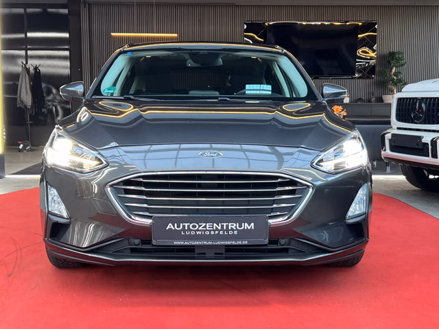 Ford Focus Titanium EcoBoost PANO / ACC / NAVI / B&O SOUND / BLIS / KAM / HUD / - foto 2