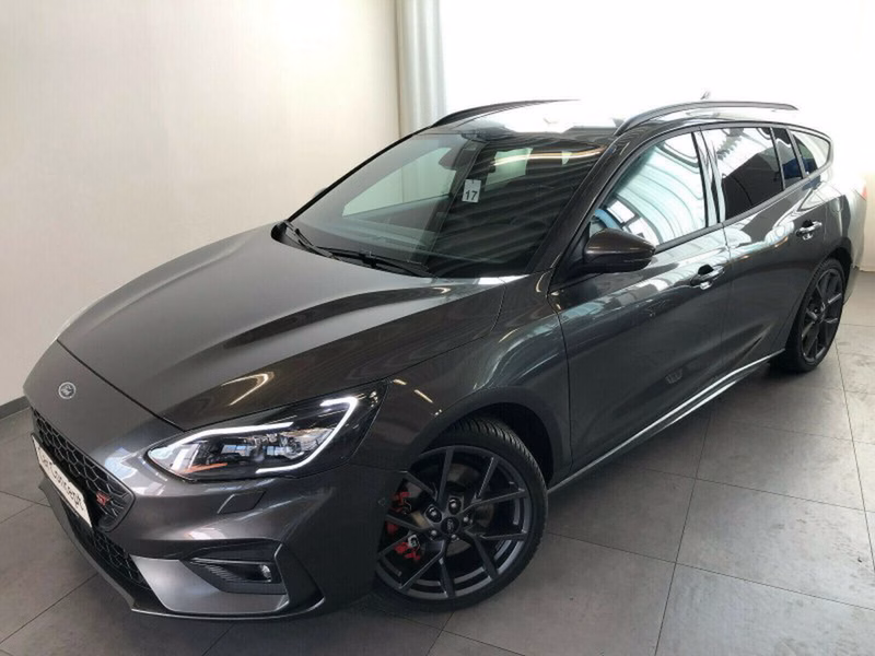 Ford Focus ST 2.3 280 TURNIER PERFORMANCE 19" KAMERA