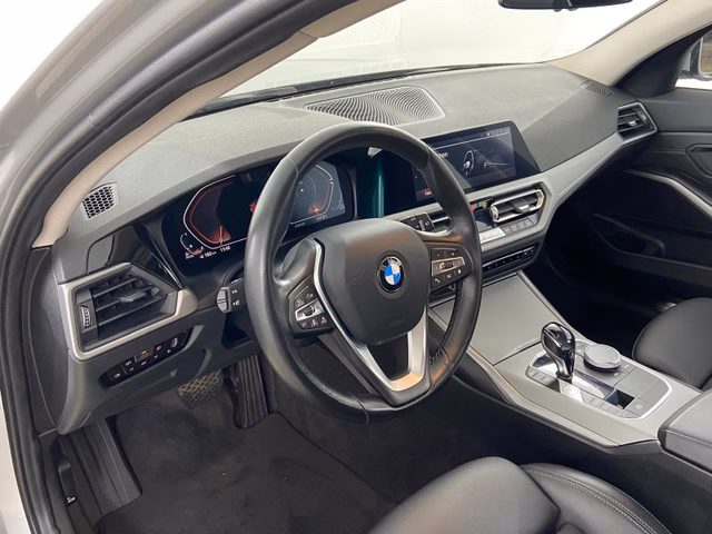 BMW 320 d Sport Aut. Navi ACC - foto 7