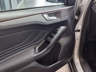 Ford Focus Turnier Cool&Connect 1,5EcoBlue TDCi*AHK - bilder 10